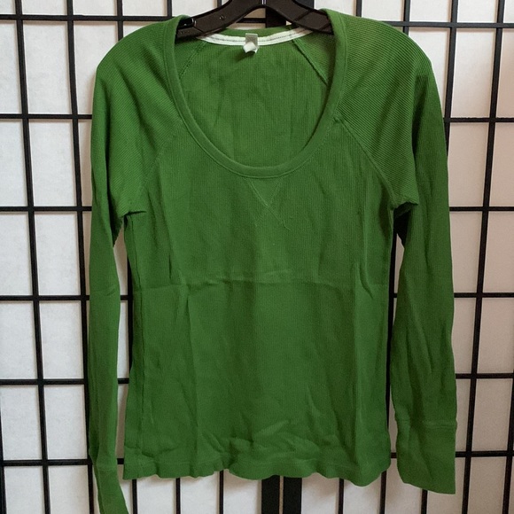 3-pack Old Navy Thermal Shirts - Picture 3 of 4